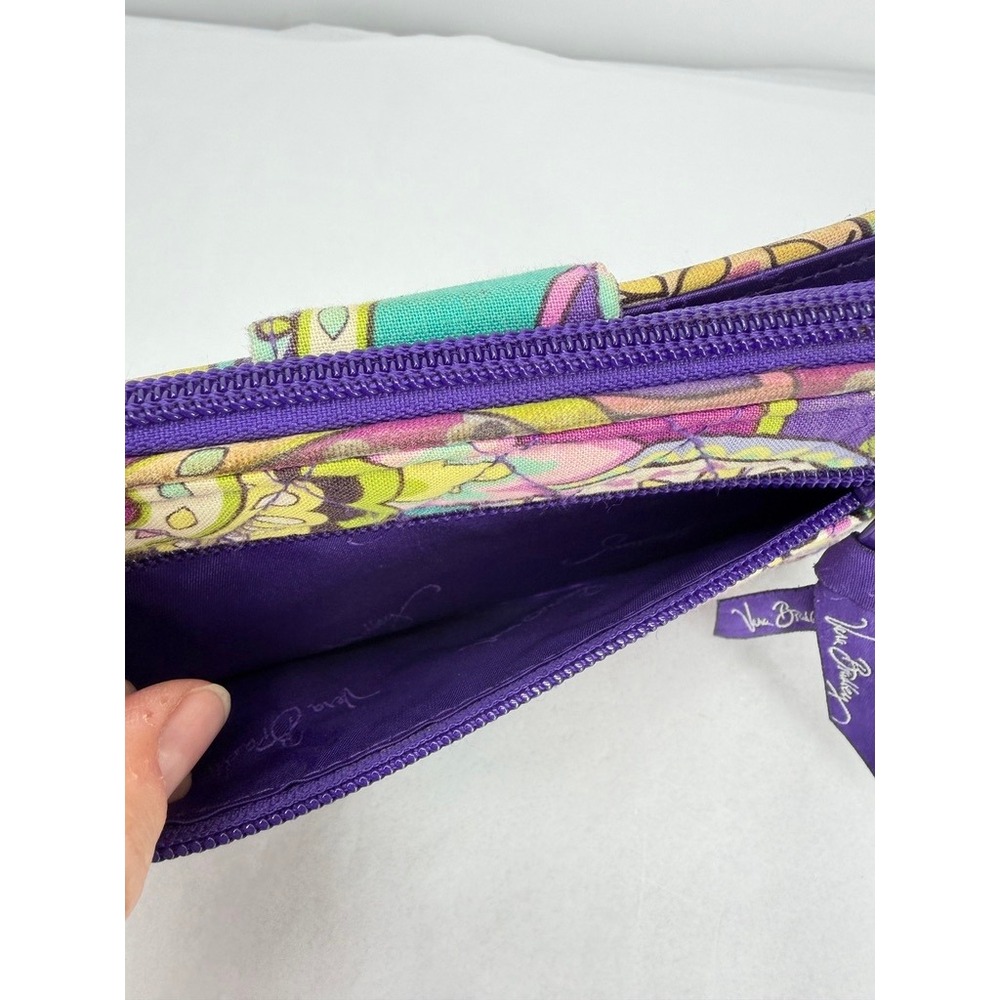 Vera Bradley Turnlock Wallet Retired Quilted Paisley 'Heather' Floral Purple - Picture 4 of 12